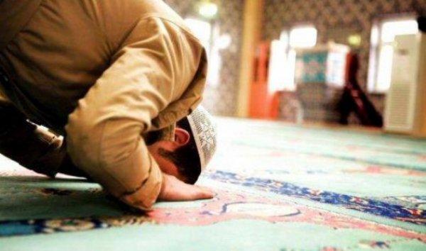 tilavet secdesi nedir tilavet secdesi nasil yapilir hurriyetf